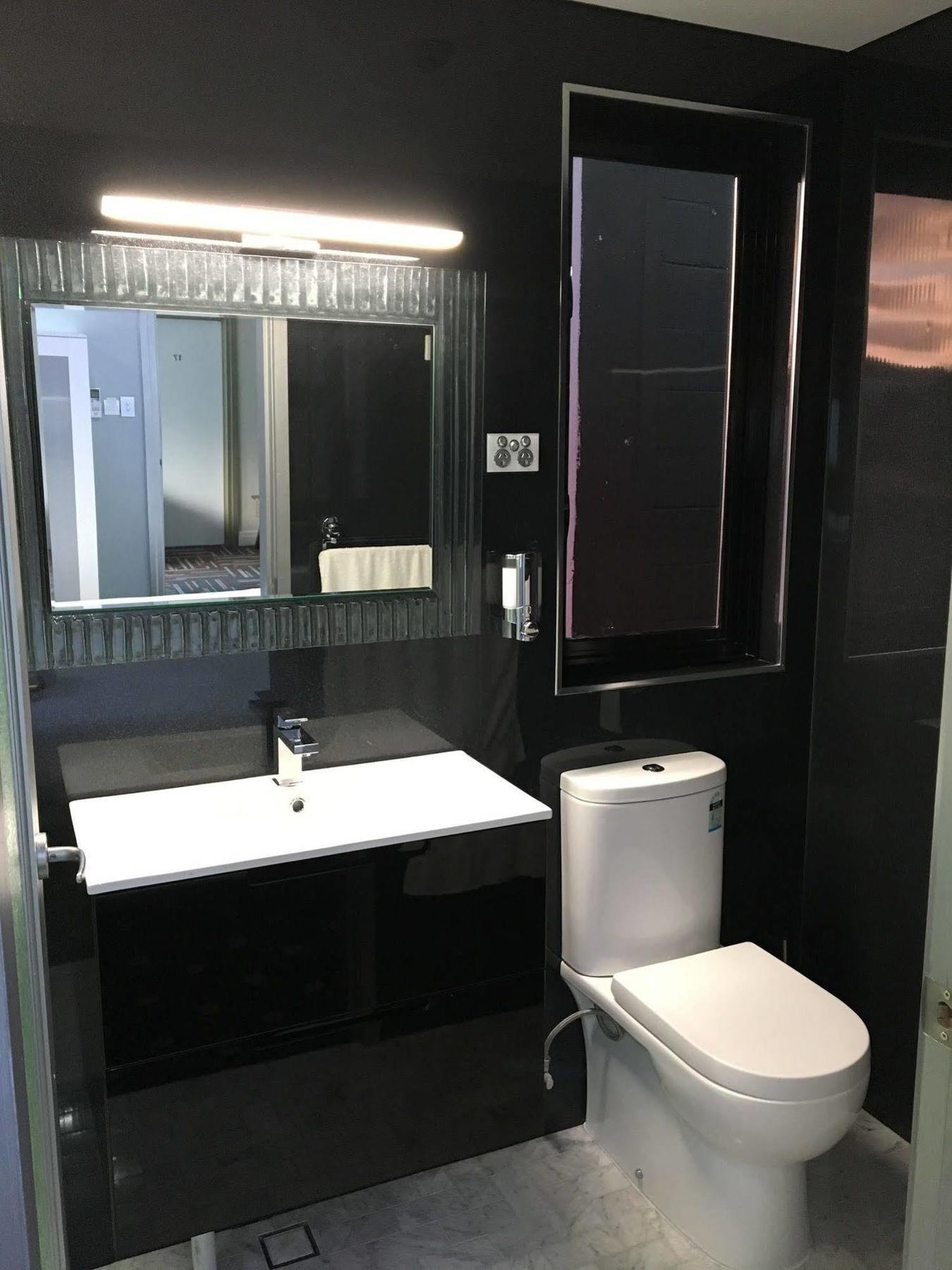 Hotel Amelia Boutique Brisbane
